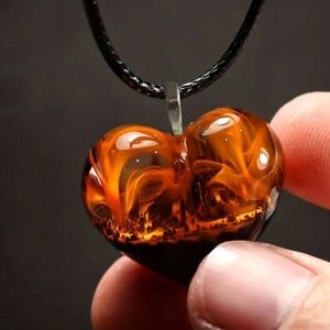 Flame Red Natural Scenery Of Mountains And Mist Heart-shaped Alloy